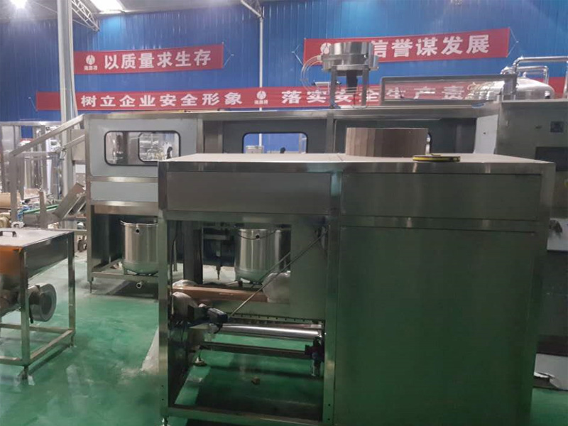 凈水設(shè)備濾芯為什么不保修？多久更換一次？